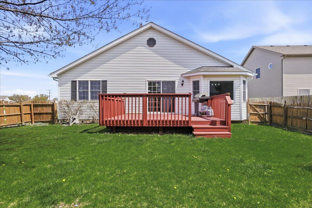 8712 Tyler Street Merrillville, IN 46410 - Photo 28 of 31 1200x800