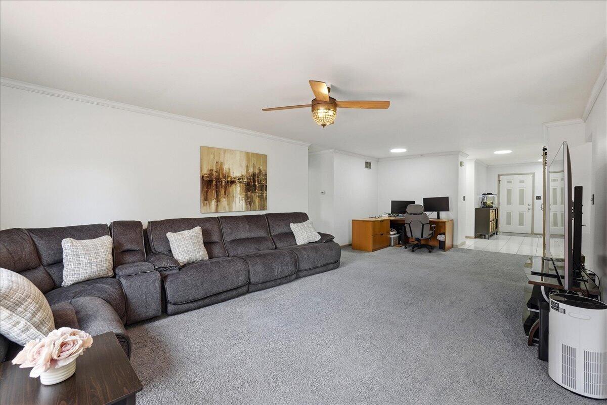 8712 Tyler Street Merrillville, IN 46410 - Photo 5 of 31 1200x800