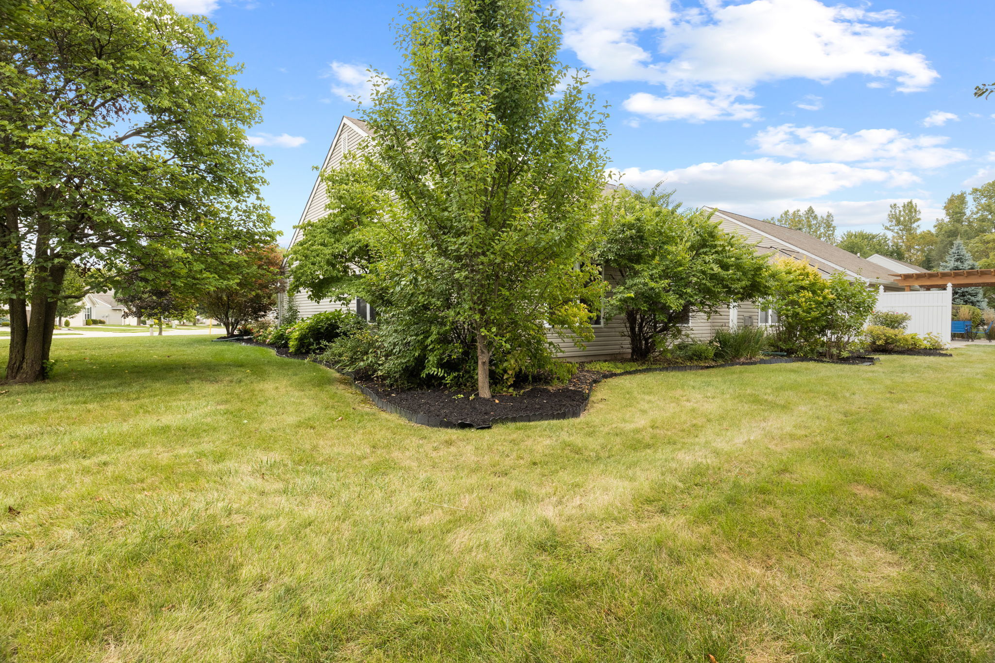 756 Westover Road Avon, IN 46123 - Photo 4 of 37 Gallery Image 4