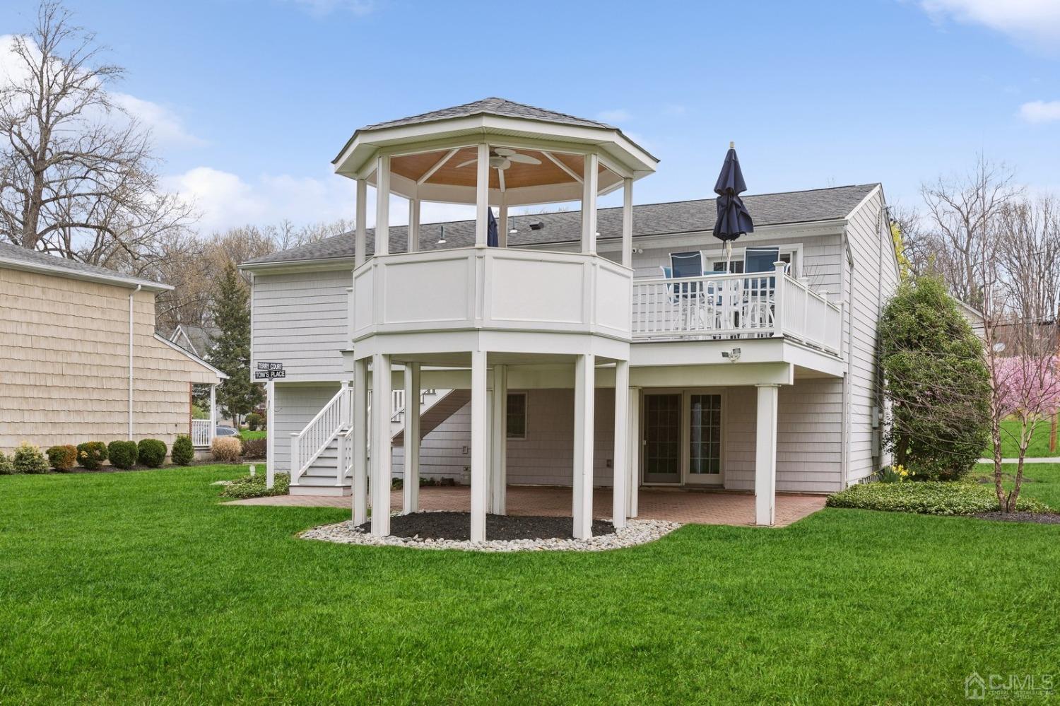 33 King Street Edison, NJ 08820 - Photo 31 of 44 a view of a house with a yard and sitting area