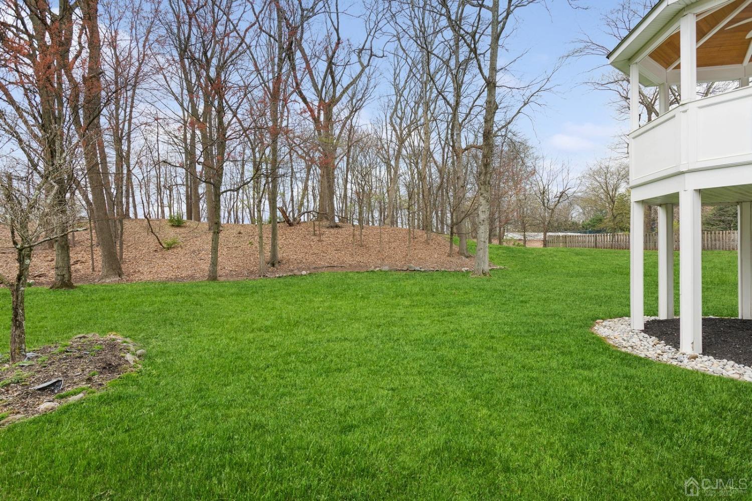 33 King Street Edison, NJ 08820 - Photo 32 of 44