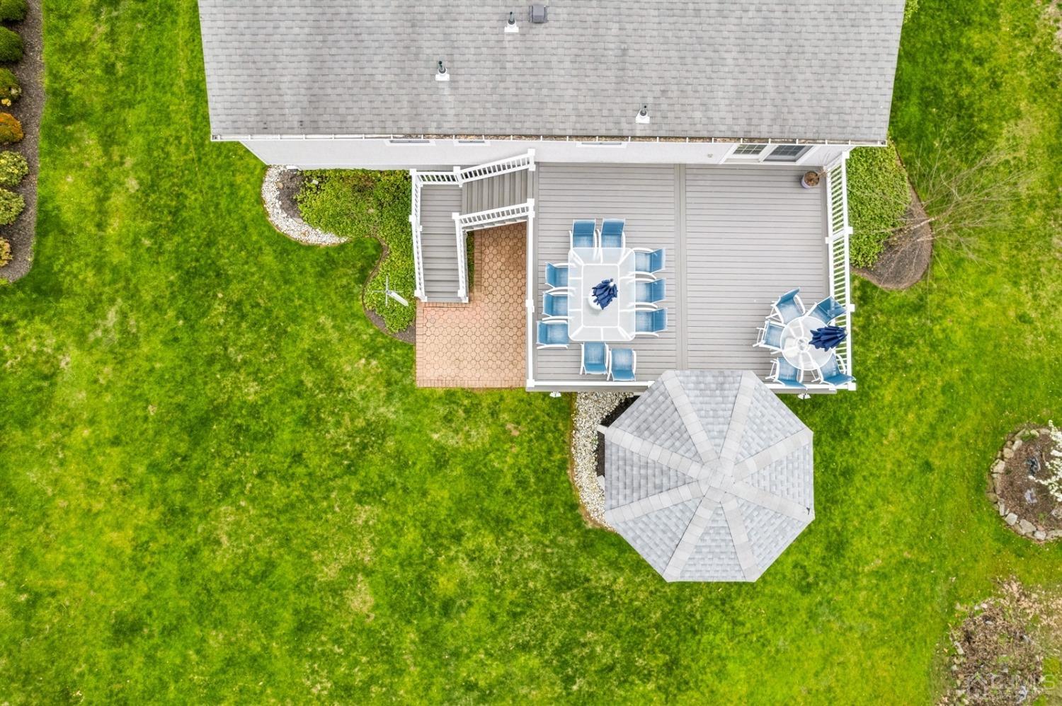 33 King Street Edison, NJ 08820 - Photo 41 of 44 a view of a bird bath