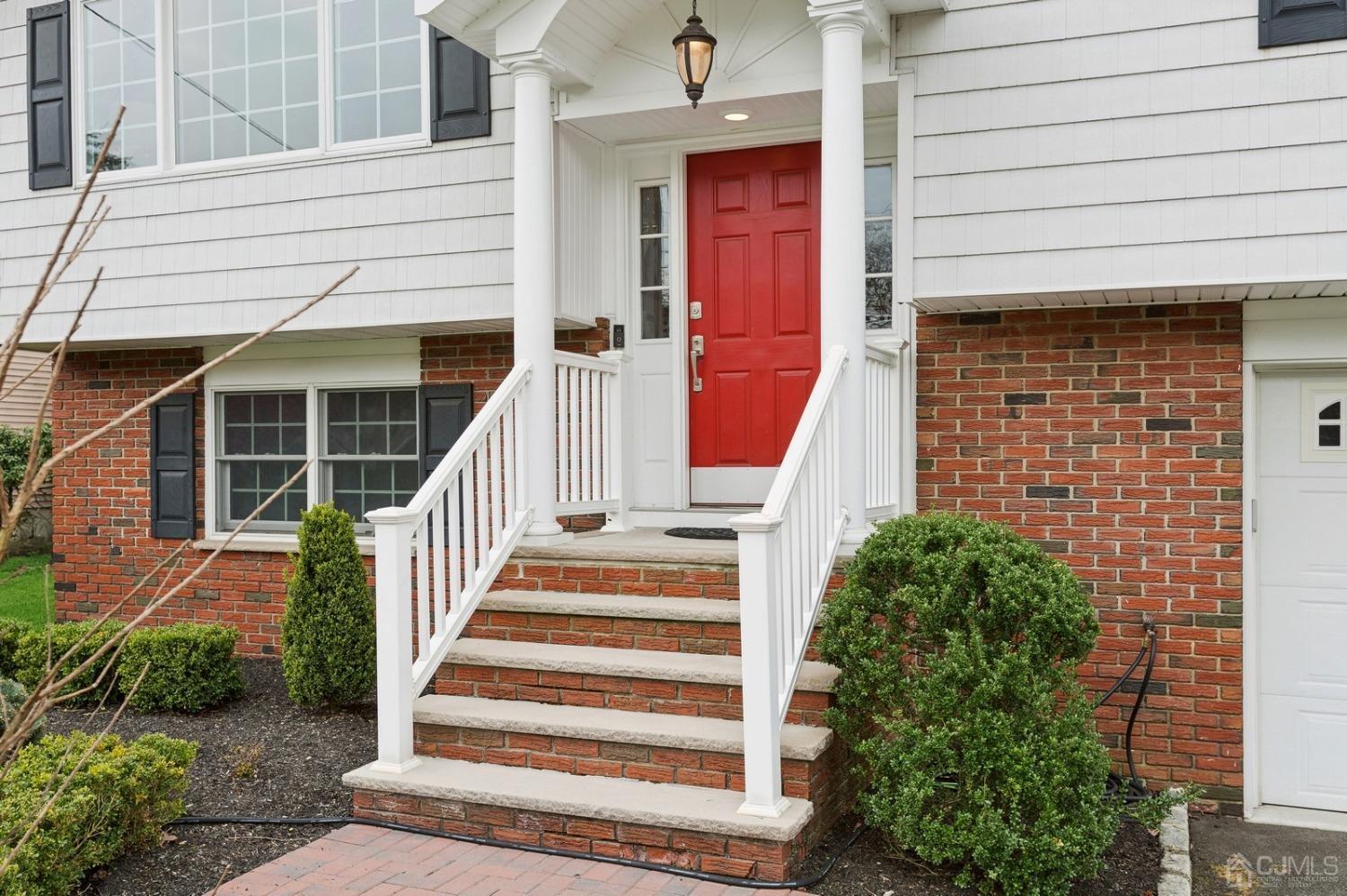 33 King Street Edison, NJ 08820 - Photo 5 of 44 a front view of a house with a yard