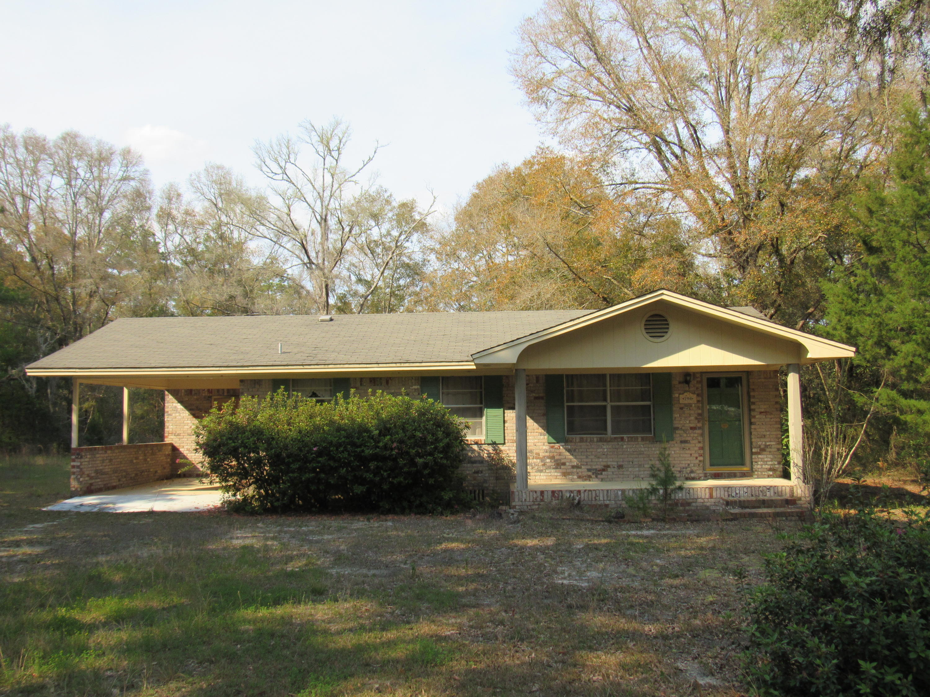 194 Woodlawn Road Freeport, FL 32439 - Photo 1 of 11 IMG_4777