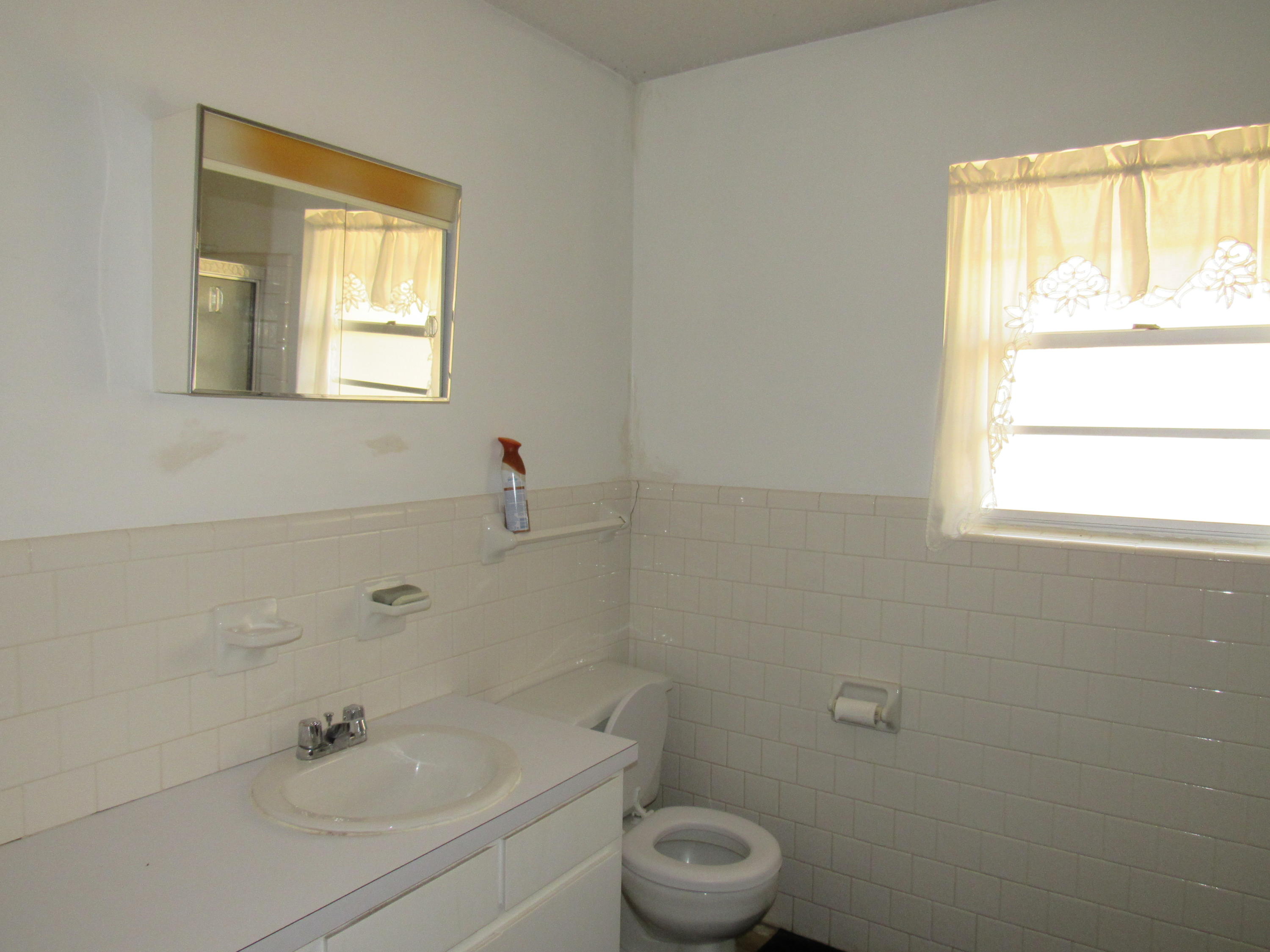 194 Woodlawn Road Freeport, FL 32439 - Photo 7 of 11 IMG_4790