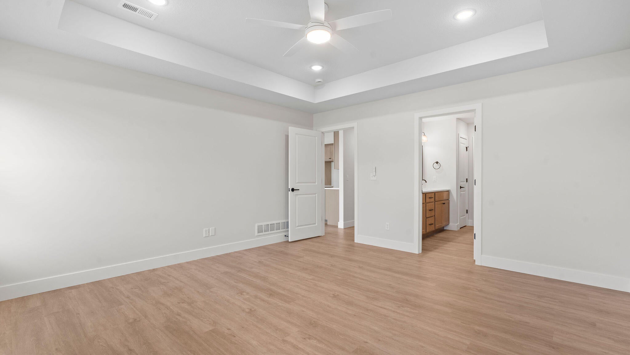 4405 Royal County Road Columbia, MO 65201 - Photo 17 of 36 Gallery Image 17