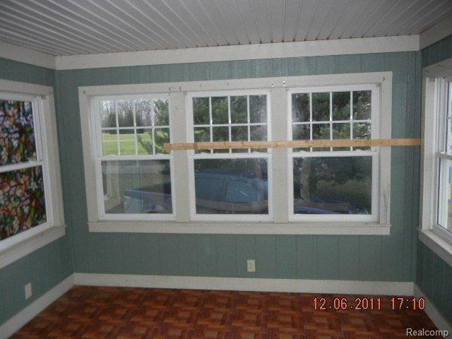 912 Chase Lake Road Howell, MI 48855 - Photo 10 of 23 DSCN0617.JPG