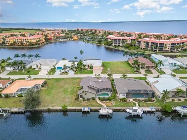 $799,999 | 100 Colony Point Drive, Punta Gorda, FL 33950