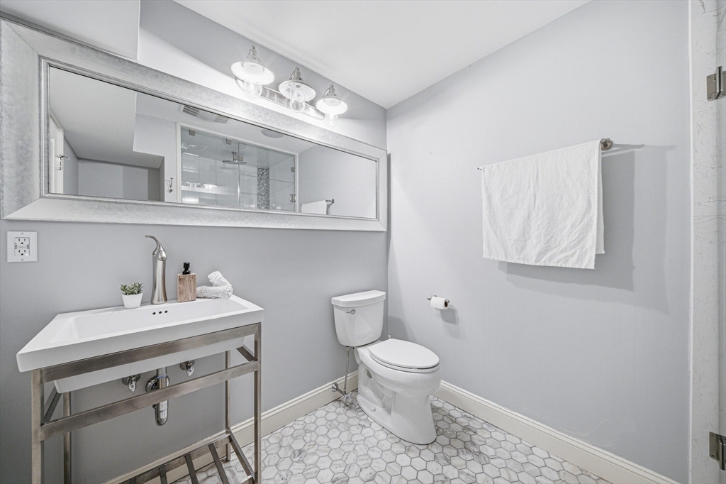 24 Normandy Road Lexington, MA 02421 - Photo 14 of 42 Gallery Image 14