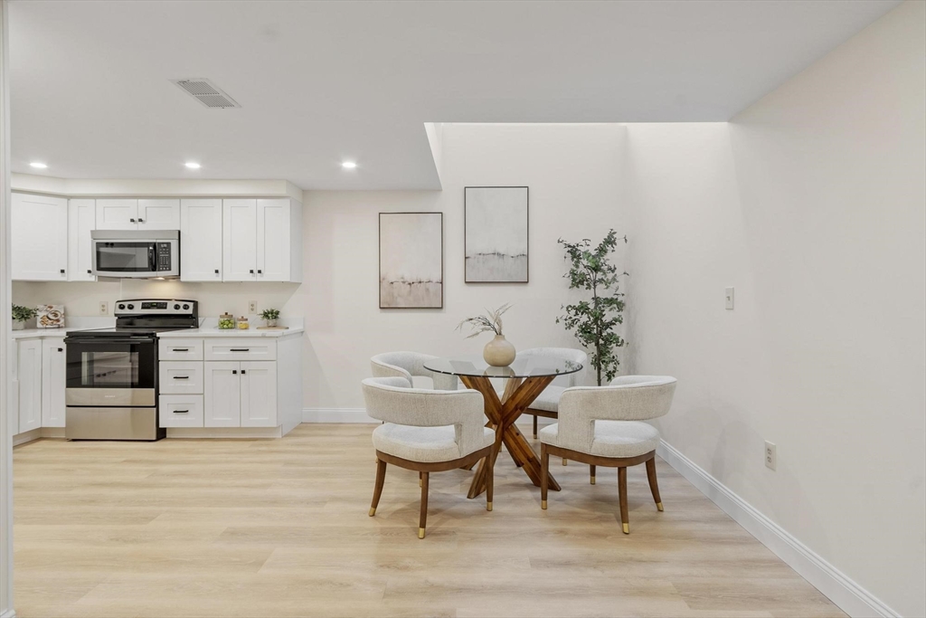 75 Page Road, Unit 20 Bedford, MA 01730 - Photo 13 of 41