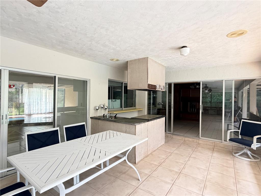 3112 Desoto Road Sarasota, FL 34234 - Photo 9 of 11