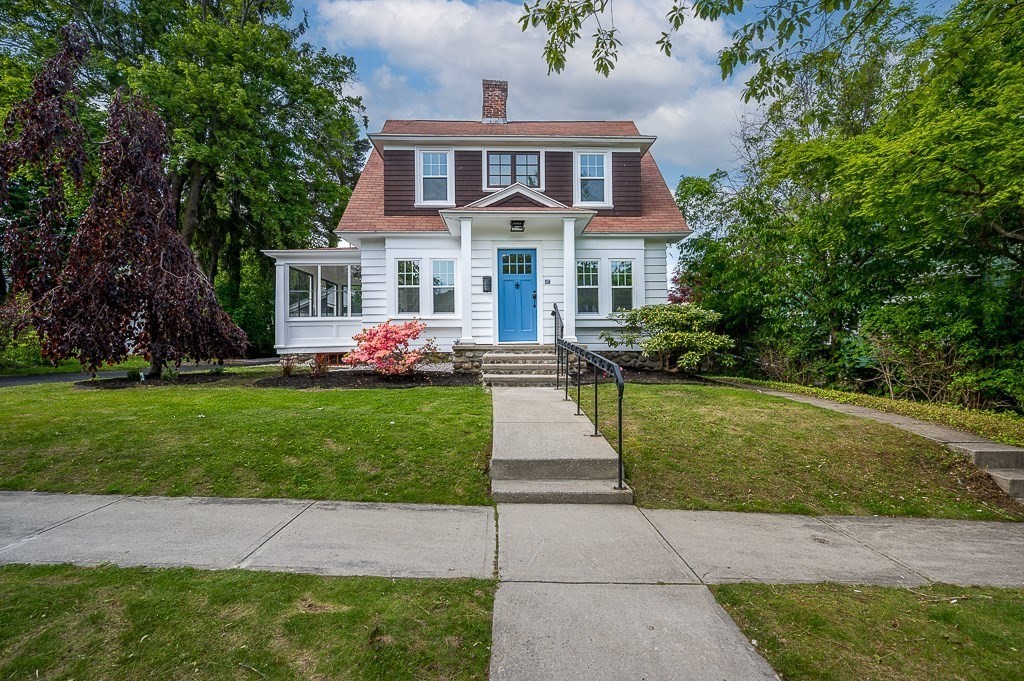 a front view of house with yard
