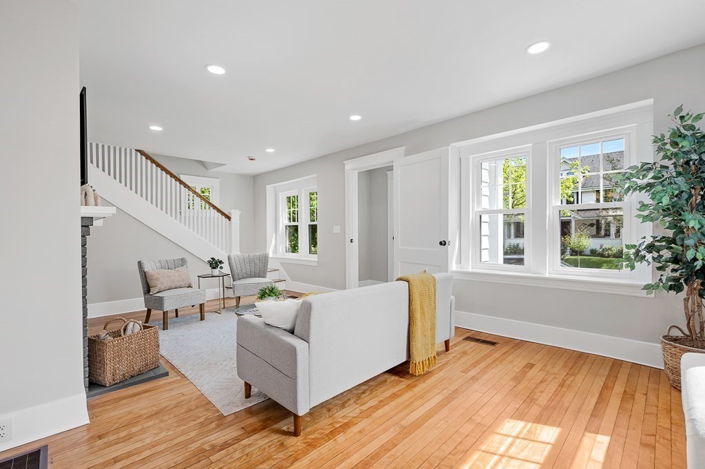 47 Brighton Road Worcester, MA 01606 - Photo 6 of 39 a living room with furniture and wooden floor
