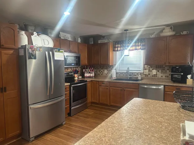 $384,900 | 7250 West Upland Court, Bloomington, IN 47404