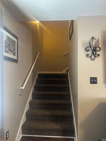 $384,900 | 7250 West Upland Court, Bloomington, IN 47404