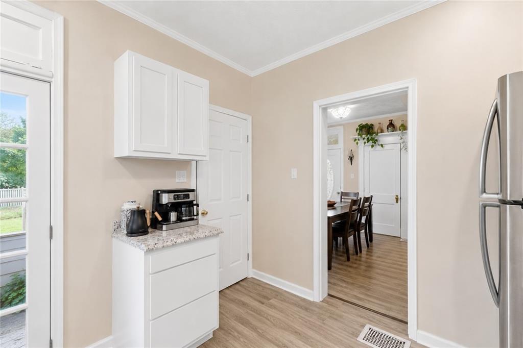 236 Elm Road Ambridge, PA 15003 - Photo 16 of 30 Gallery Image 16