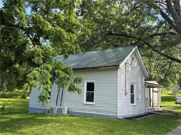 $139,000 | 88 North Douglas Street, Kingston, MO 64650