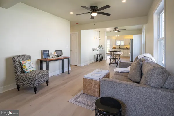 $327,000 | 404 North Marlyn Avenue, Essex, MD 21221