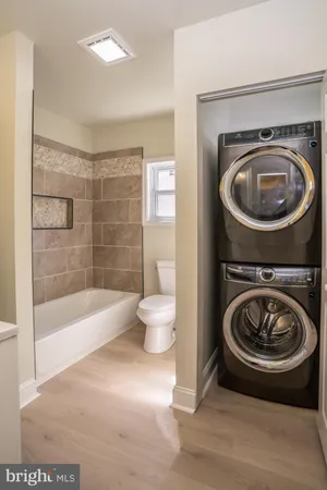 $327,000 | 404 North Marlyn Avenue, Essex, MD 21221