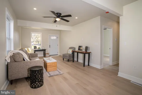 $327,000 | 404 North Marlyn Avenue, Essex, MD 21221