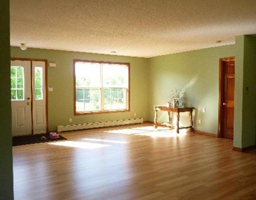 422 Bog Road Hermon, ME 04401 - Photo 10 of 17 Living Room.