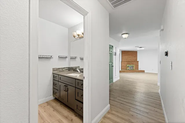 $570,000 | 3909 Sandpiper Court, Modesto, CA 95356