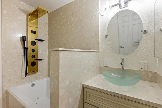 $570,000 | 3909 Sandpiper Court, Modesto, CA 95356