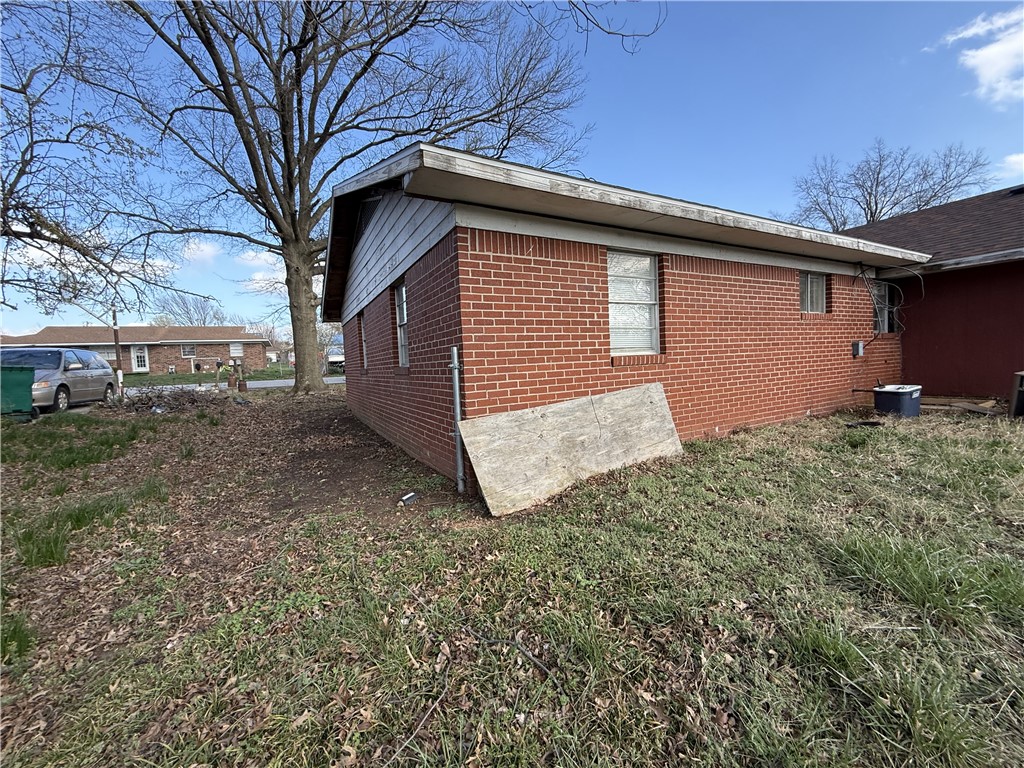 1077 Eubanks Street Decatur, AR 72722 - Photo 21 of 23 Gallery Image 21