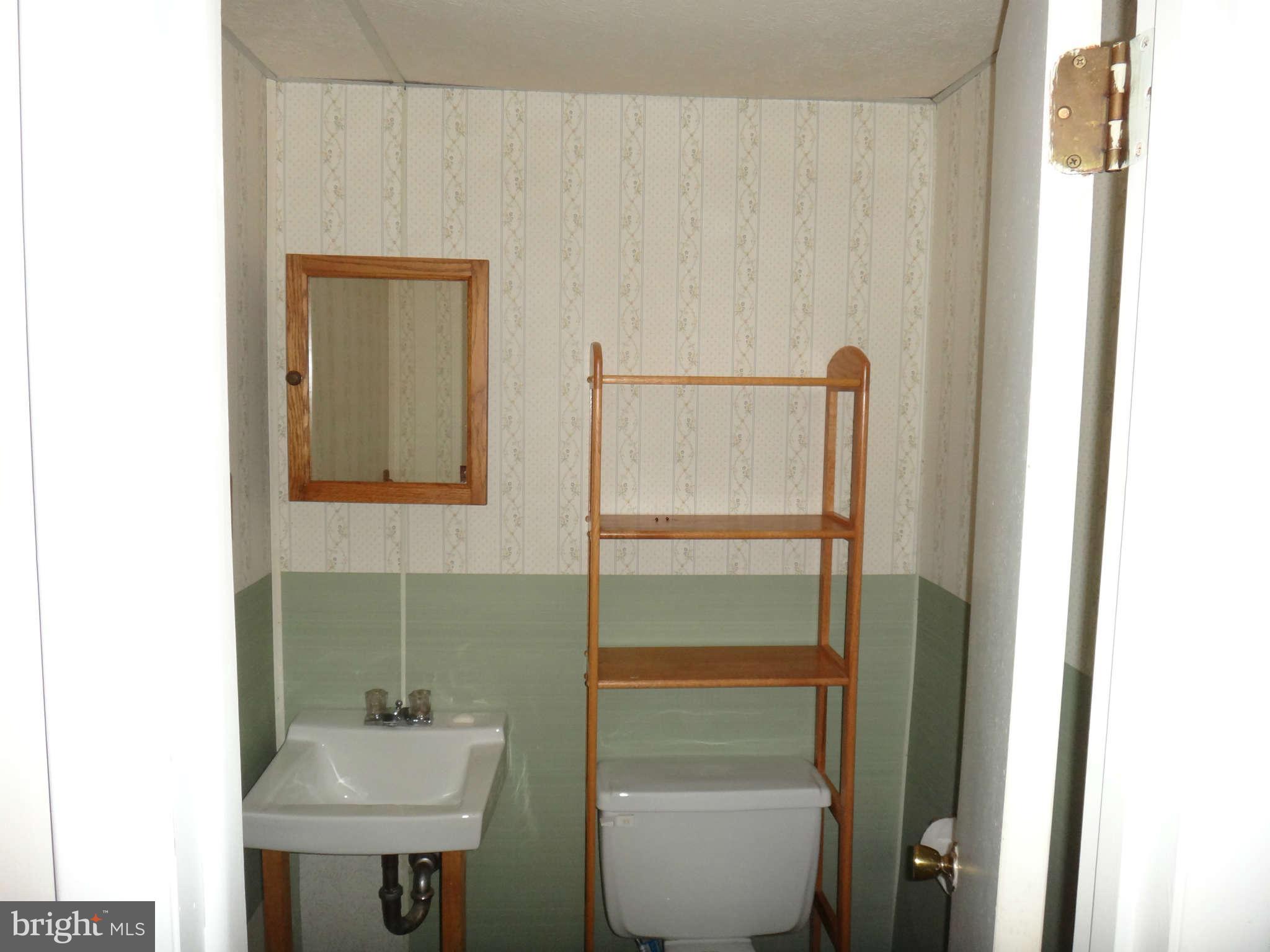 10489 Gorman Road Laurel, MD 20723 - Photo 20 of 20 Bath