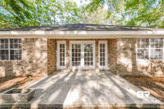 10 Oleander Circle Foley, AL 36535 - Photo 21 of 26 Back Patio