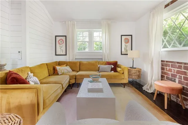 $4,200 | 32 Esten Street Southeast, Atlanta, GA 30316