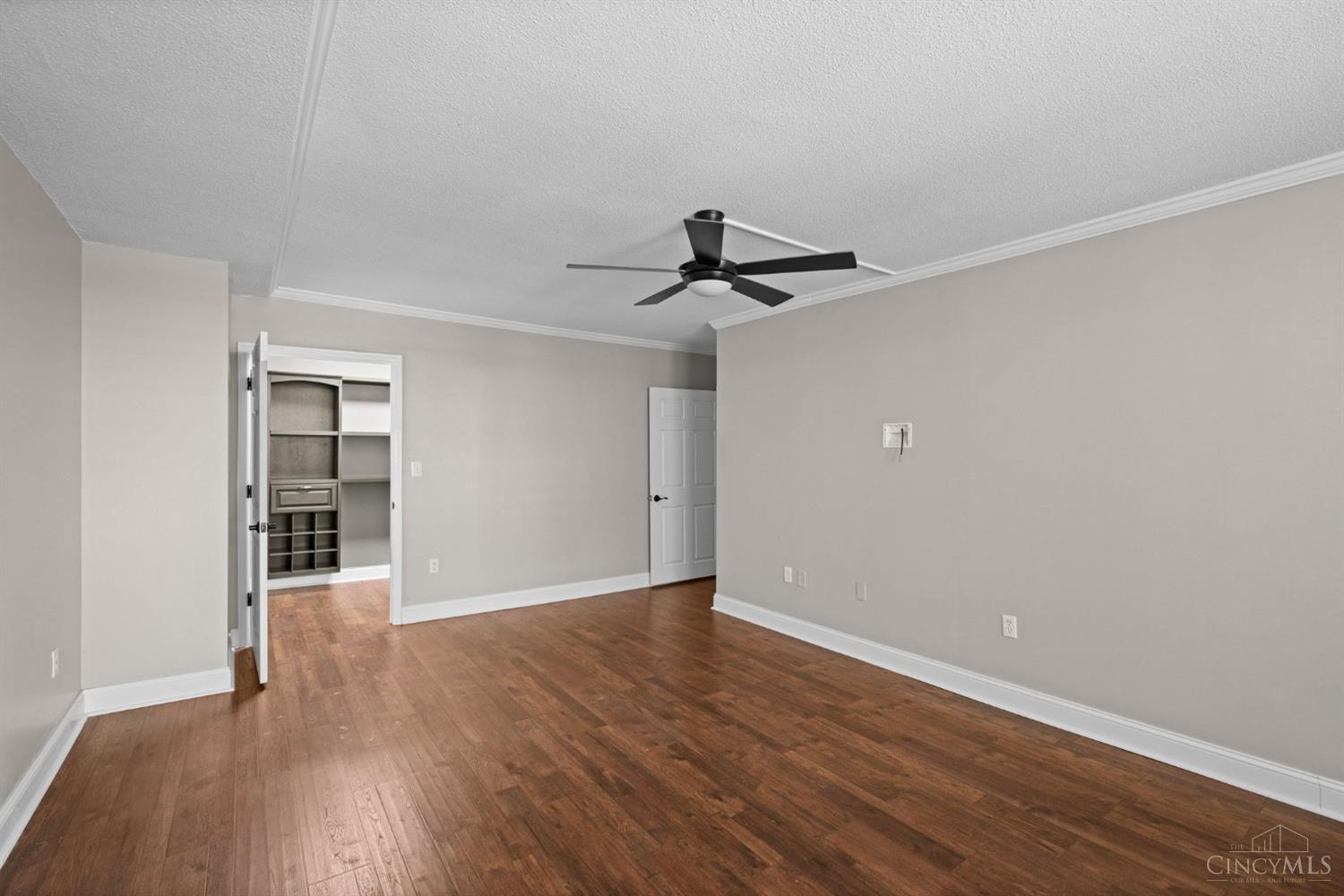 2444 Madison Road, Unit 1912 Cincinnati, OH 45208 - Photo 19 of 41 Gallery Image 19