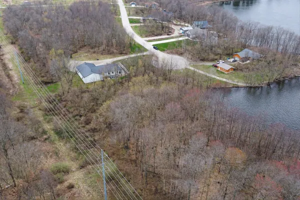 $200,000 | 14 Forest Shores Drive, Cassopolis, MI 49031