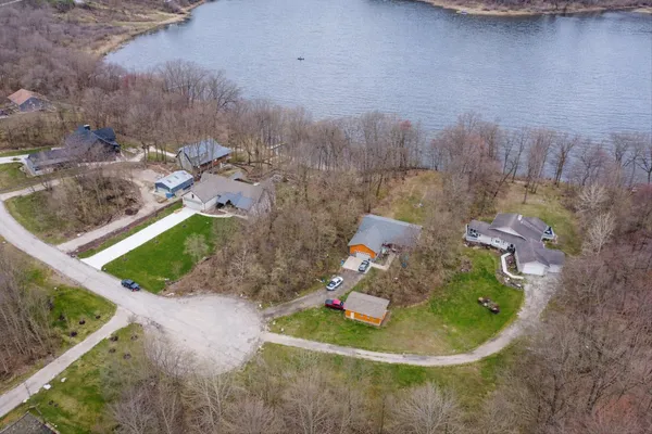 $200,000 | 14 Forest Shores Drive, Cassopolis, MI 49031