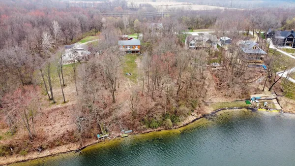 $200,000 | 14 Forest Shores Drive, Cassopolis, MI 49031