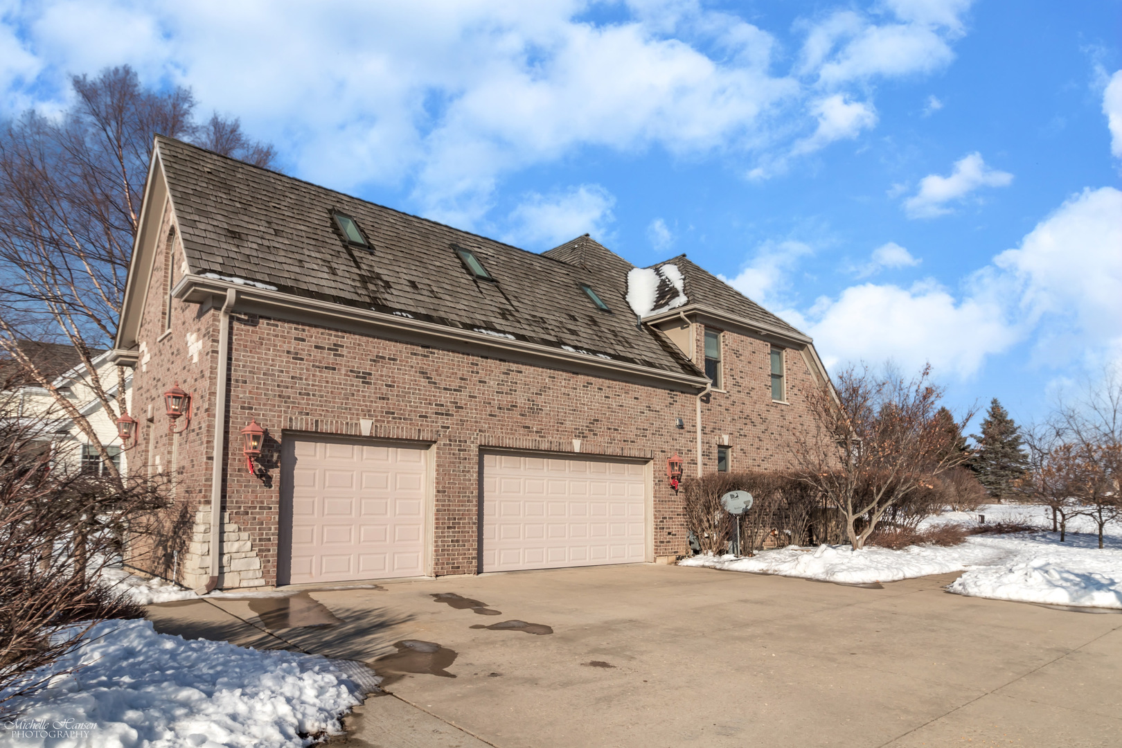 8306 Heather Ridge Spring Grove, IL 60081 - Photo 40 of 43 a front view of a house with a yard