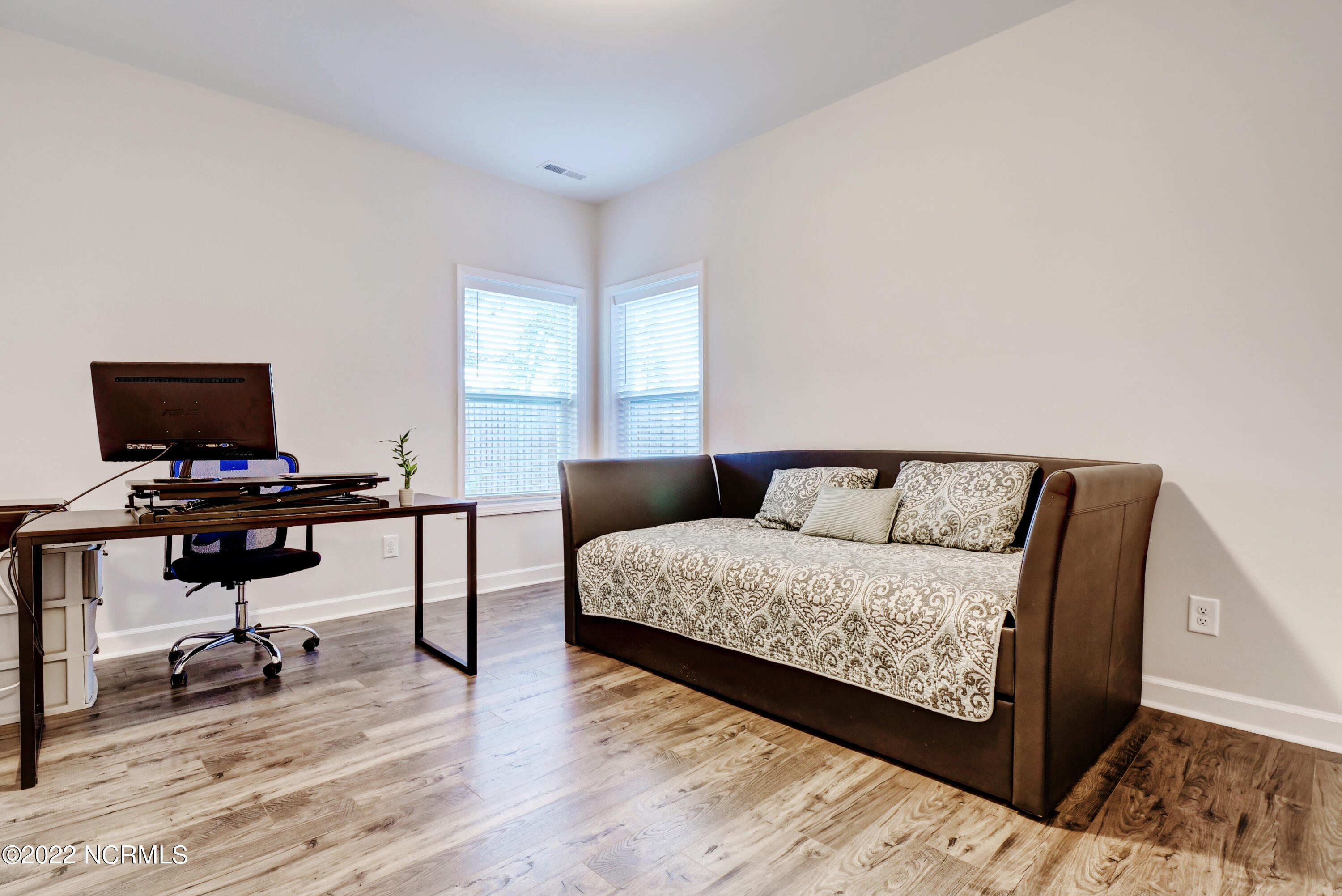 112 Violetear Ridge Hampstead, NC 28443 - Photo 27 of 34 P9211541_2_3_4_5_6_7