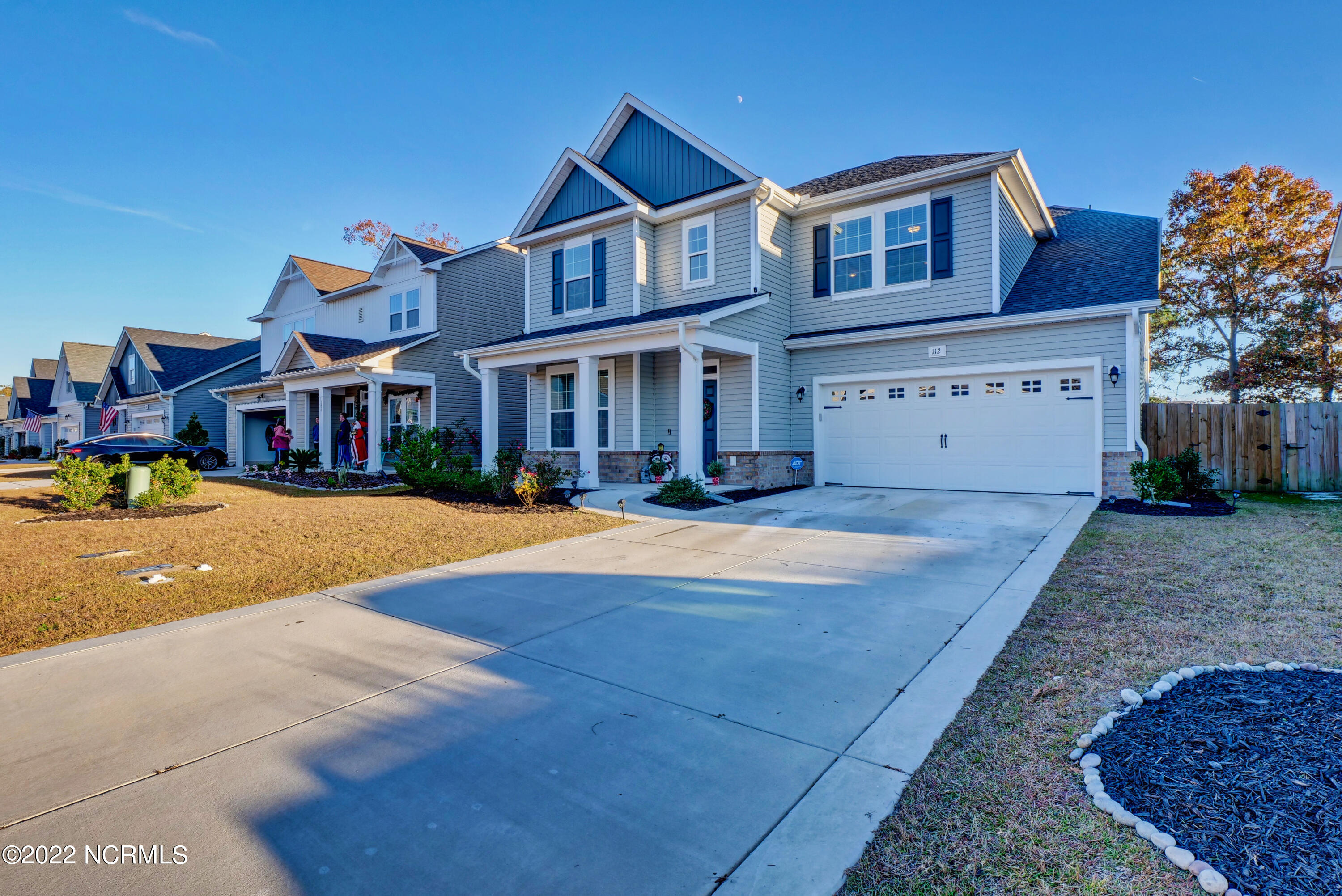 112 Violetear Ridge Hampstead, NC 28443 - Photo 3 of 34 P9211506_07_08_09_10_11_12