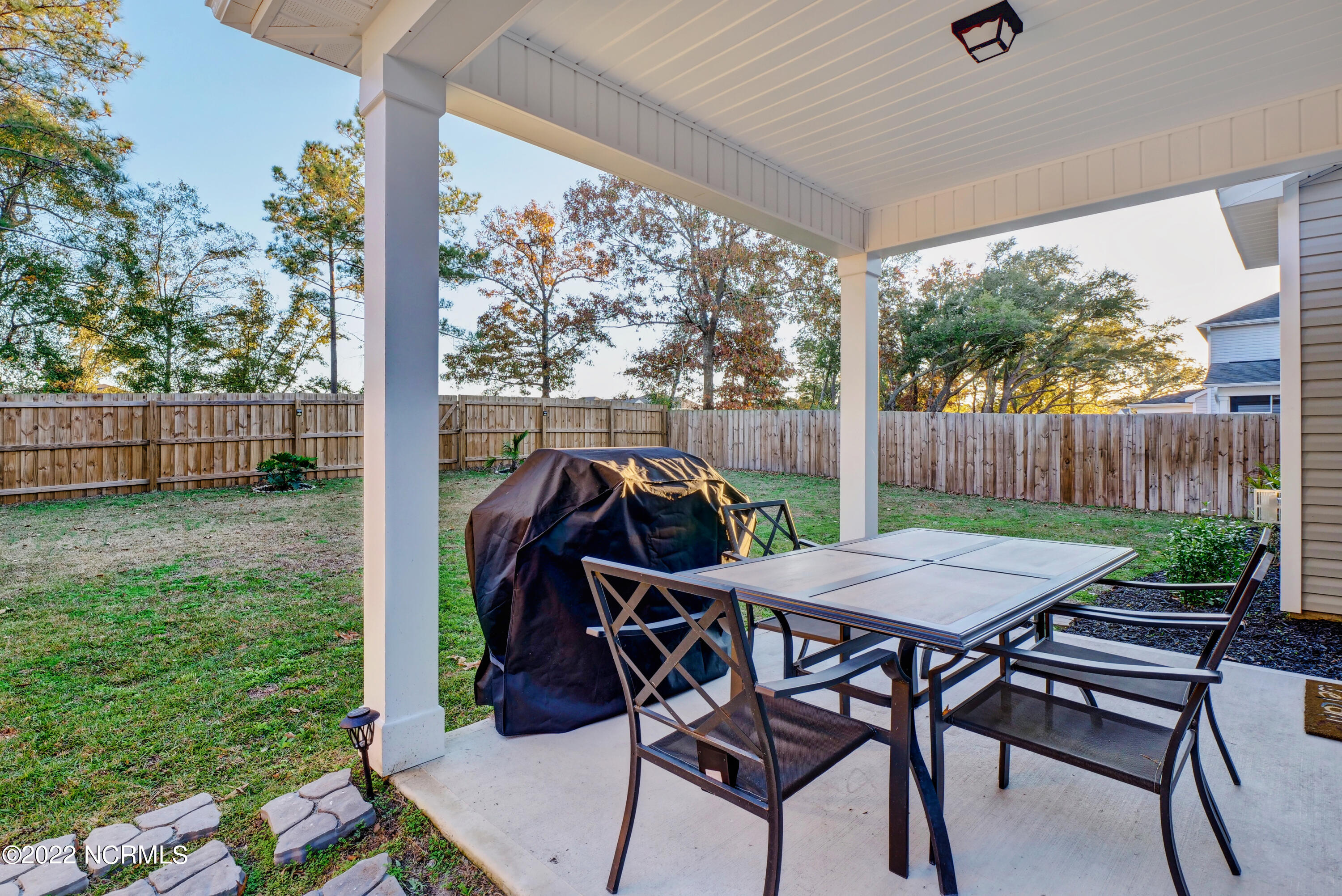 112 Violetear Ridge Hampstead, NC 28443 - Photo 31 of 34 P9211695_696_697_698_699_700_701