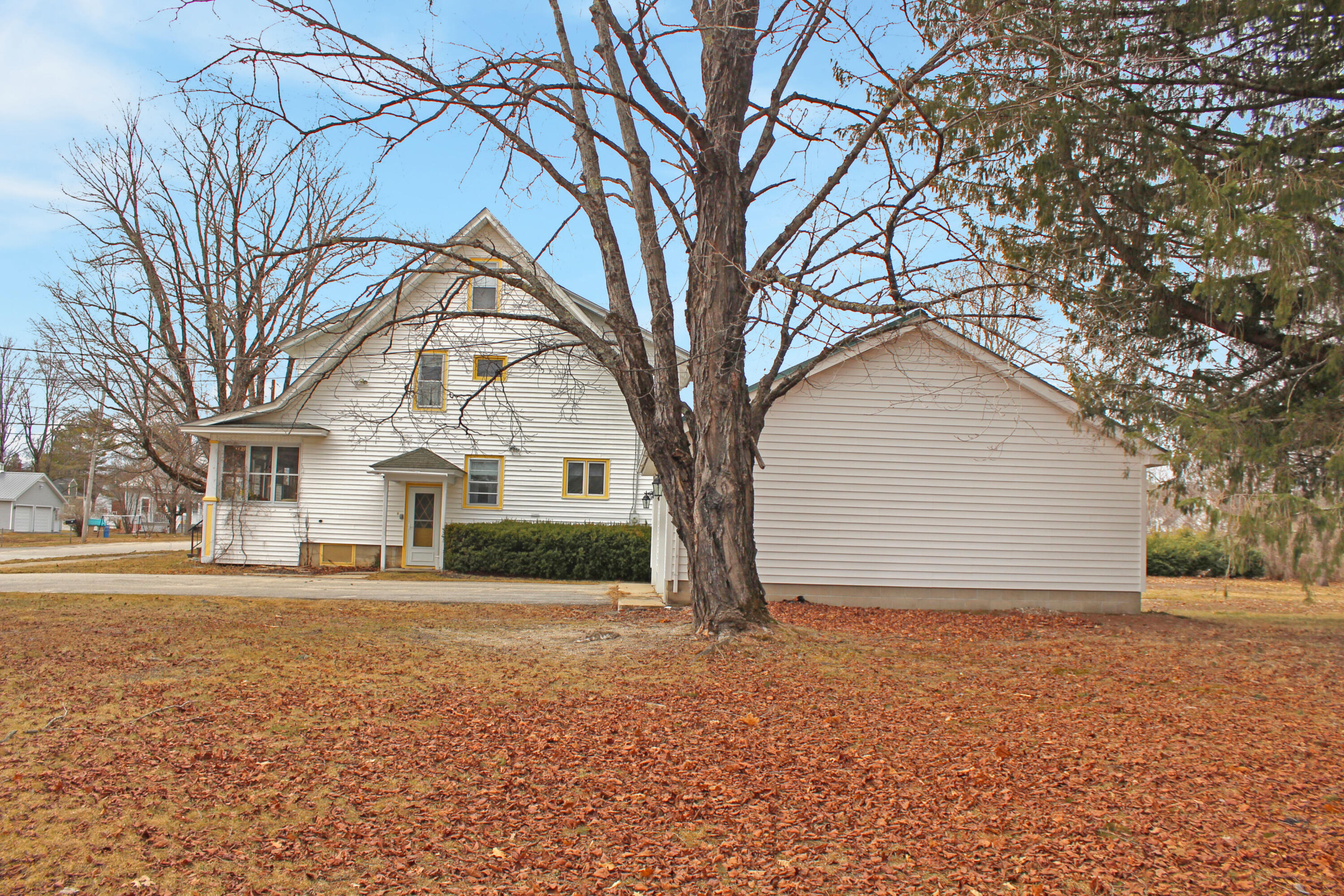 74 Summer Street Porter, ME 04068 - Photo 4 of 50