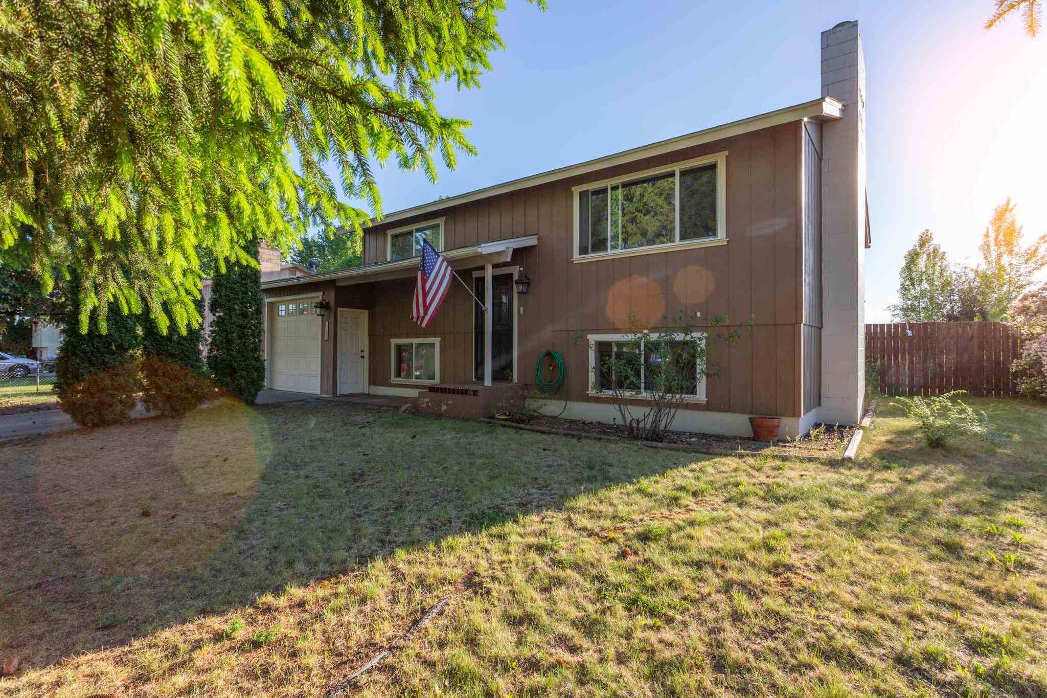 617 North Moore Road Spokane Valley, WA 99037 - Photo 1 of 20