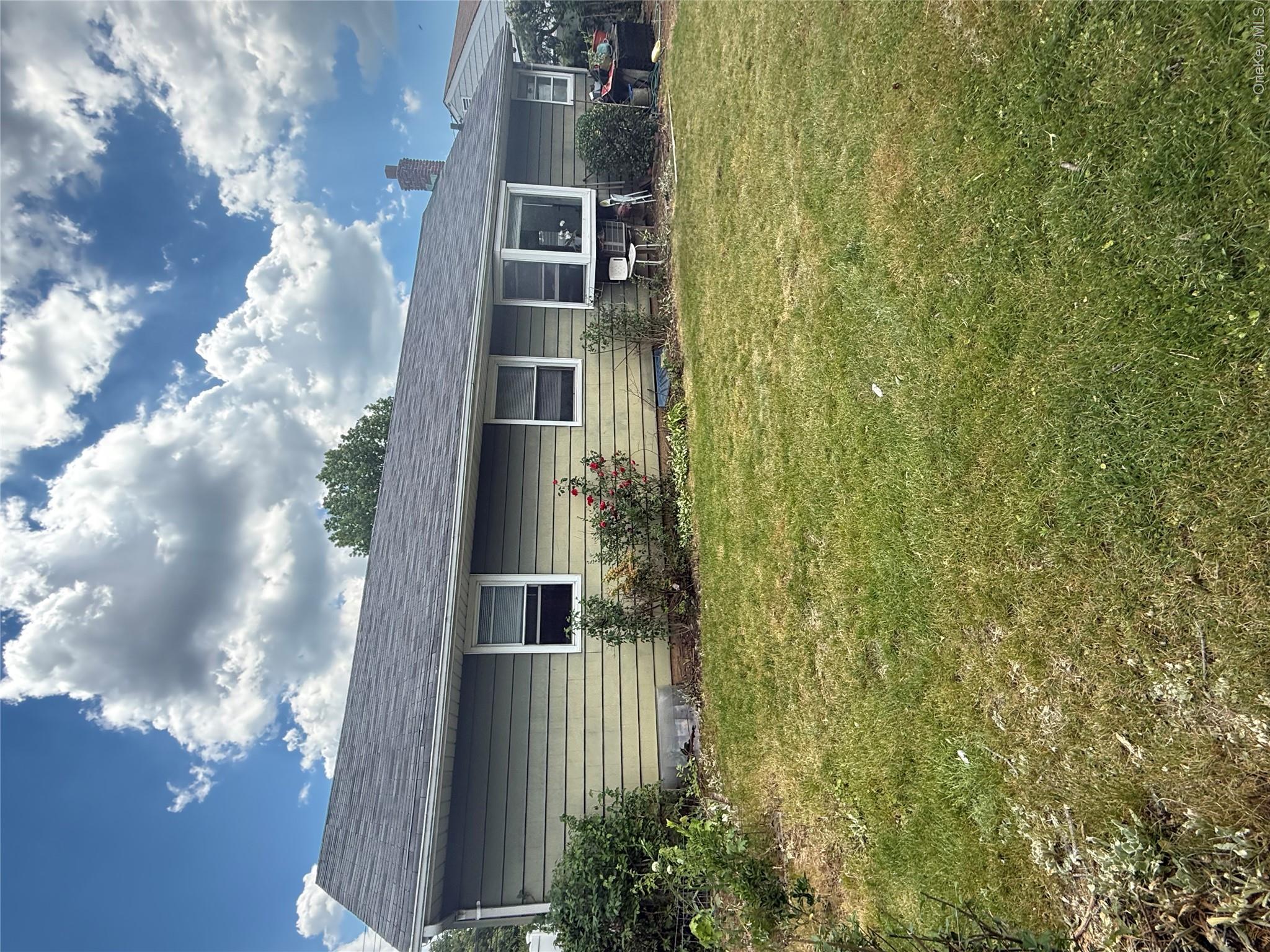 2582 Oceanside Road Oceanside, NY 11572 - Photo 19 of 23