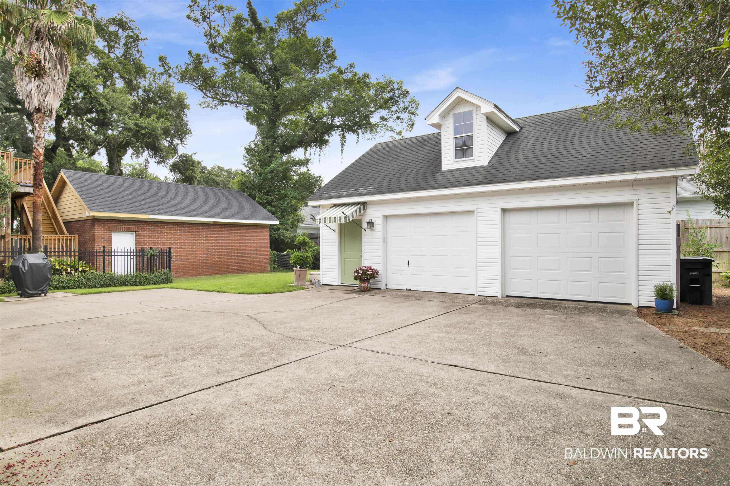 409 South Mobile Street Fairhope, AL 36532 - Photo 33 of 48