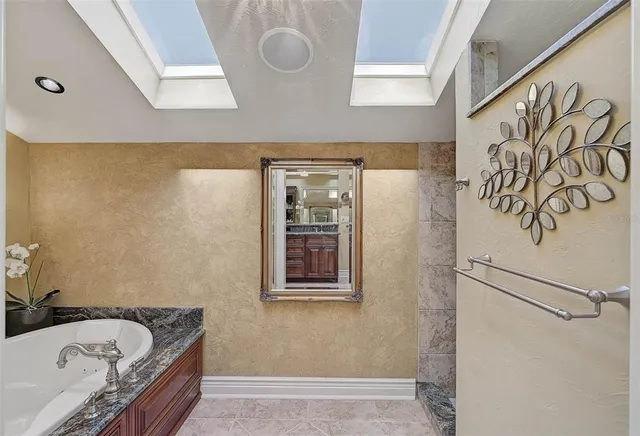 $1,175,000 | 219 Keel Way, Osprey, FL 34229