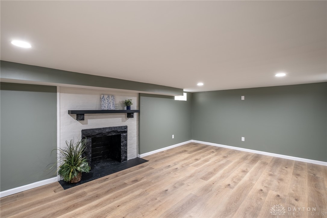 8956 Adams Road Dayton, OH 45424 - Photo 35 of 45 Gallery Image 35