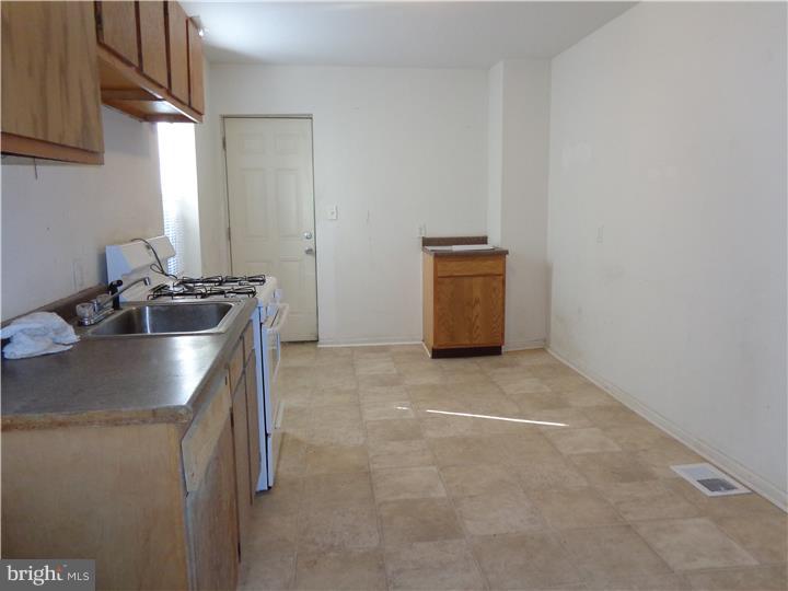 350 Valley Road Coatesville, PA 19320 - Photo 6 of 12 Gallery Image 6