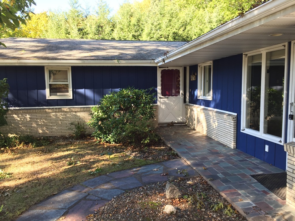 177 West Autumn Road West Springfield, MA 01089 - Photo 2 of 12 a front view of a house with a yard