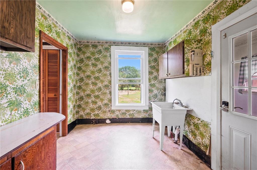 2789 Rutledge Road Transfer, PA 16154 - Photo 11 of 50 Gallery Image 11