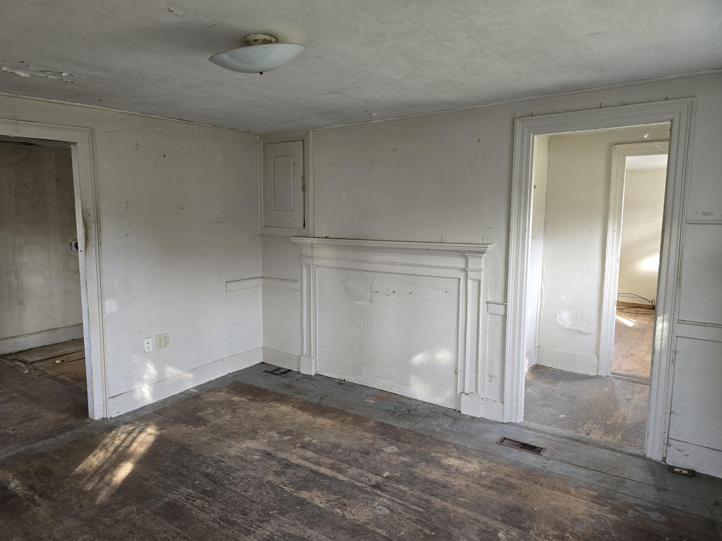 90 Birch Point Road Wiscasset, ME 04578 - Photo 20 of 24 20240417_170422