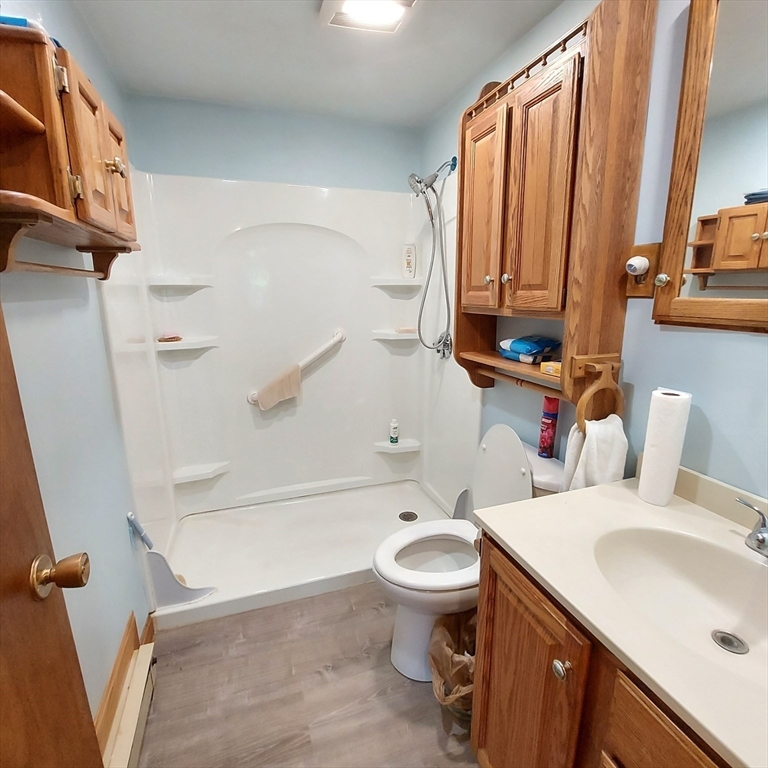 1075 West Brookfield Road New Braintree, MA 01531 - Photo 11 of 42